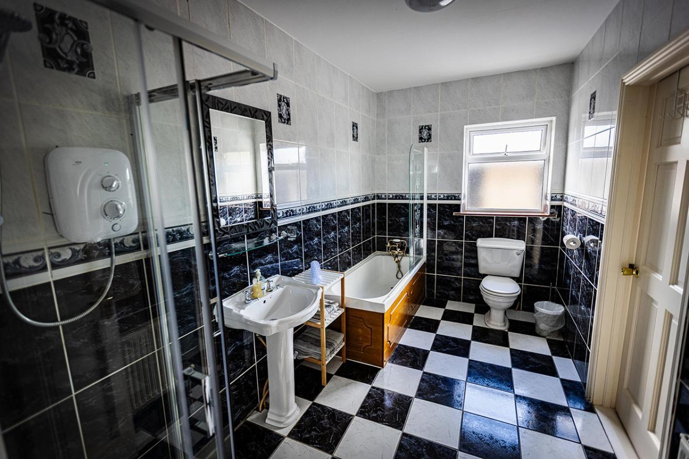 The View Bed & Breakfast Lahinch Eksteriør bilde